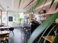 Menjamur Rumah Disulap Jadi Kafe/ Restoran, Pengusaha Protes Keras