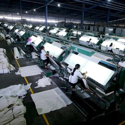 Pabrik RI Mendadak Kurangi Produksi, Airlangga Ungkap Rencana Prabowo