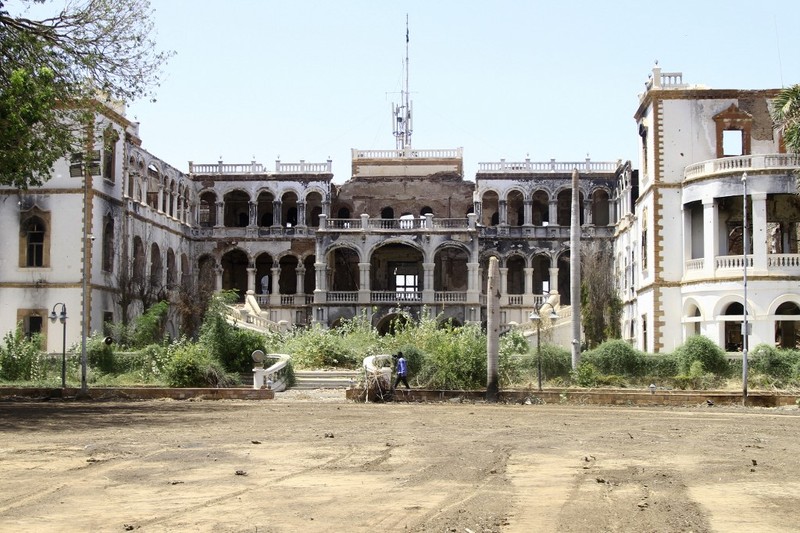 Istana Kepresidenan Sudan di pusat Khartoum diserang pasukan paramiliter Rapid Support Forces (RSF). (Photo by AFP) Istana Kepresidenan Sudan di pusat Khartoum diserang pasukan paramiliter Rapid Support Forces (RSF). (Photo by AFP)
