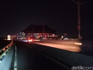 Bali Kacau gegara Blackout: Penerbangan Delay-Tol Gelap Gulita