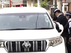 Video: Pria di Jepang Tabrak Kerumunan Anak SD dengan Mobil