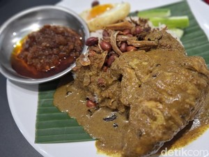 Video: Nasi Lemak Selera Lins dengan Cita Rasa Autentik Malaysia
