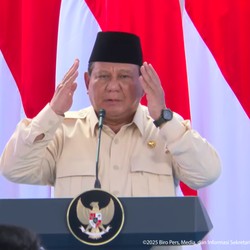 Prabowo Geram: Bagaimana Bisa ada Sekolah Toiletnya Hanya 1?