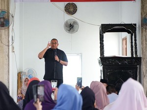 Andre Rosiade Bantu Pembangunan Musala dan Beri Ambulans di Kota Padang