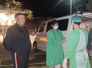 Mayat Pria Tanpa Identitas Tergeletak di Jalanan Perumahan Buleleng