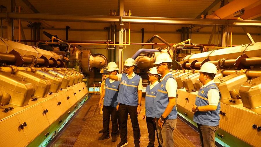 Gubernur Bali I Wayan Koster mengapresiasi gerak cepat PT PLN (Persero) dalam mengatasi gangguan sistem kelistrikan yang terjadi di Bali