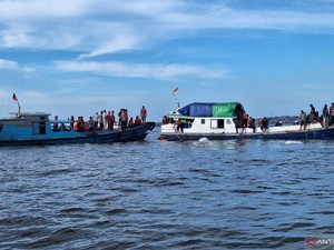 Kapal Feri Muchlisa Tenggelam di PPU Kaltim, Sejumlah Penumpang Dievakuasi