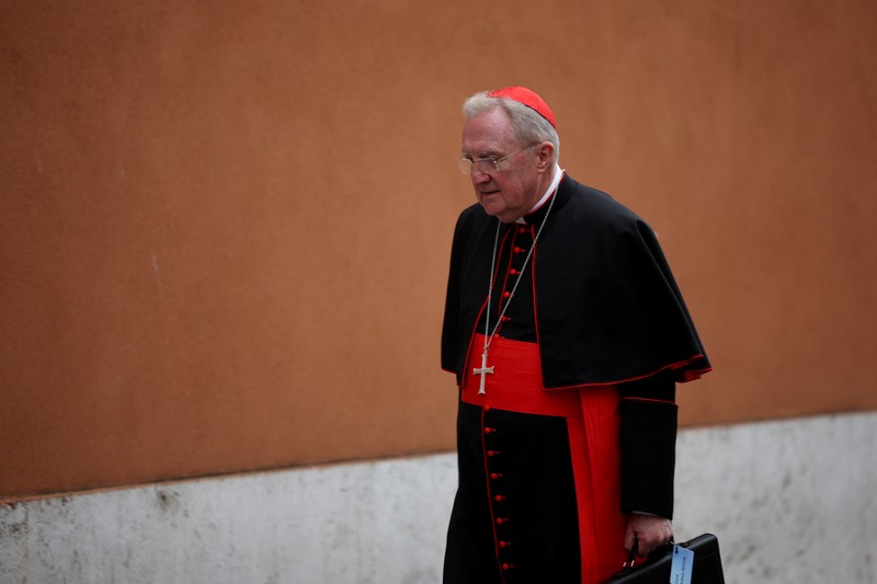 Kardinal Indonesia Ignatius Suharyo Hardjoatmodjo tiba untuk menghadiri pertemuan jemaat umum menjelang konklaf untuk memilih paus berikutnya di Roma, Italia, Senin (5/5/2025). (Andreas SOLARO / AFP) Kardinal Indonesia Ignatius Suharyo Hardjoatmodjo tiba untuk menghadiri pertemuan jemaat umum menjelang konklaf untuk memilih paus berikutnya di Roma, Italia, Senin (5/5/2025). (Andreas SOLARO / AFP)