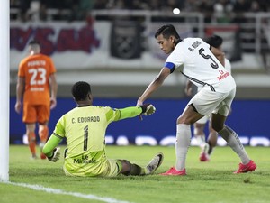 Persija dalam 12 Laga Terakhir: 2 Menang, 4 Imbang, 6 Kalah