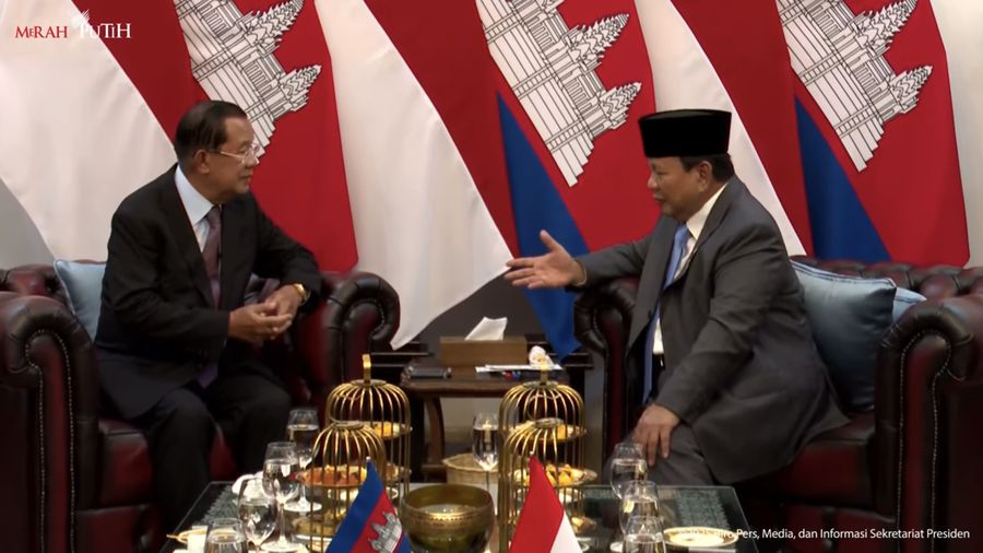 Presiden Prabowo Subianto menerima kunjungan Presiden Senat Kerajaan Kamboja Hun Sen ke Indonesia, Jakarta, Senin (5/5/2025). (Tangkapan Layar Youtube Sekretariat Presiden)