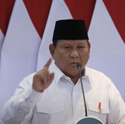 Prabowo Puji Jokowi Soal Inflasi, Rumusnya Gak Diajarkan di Harvard
