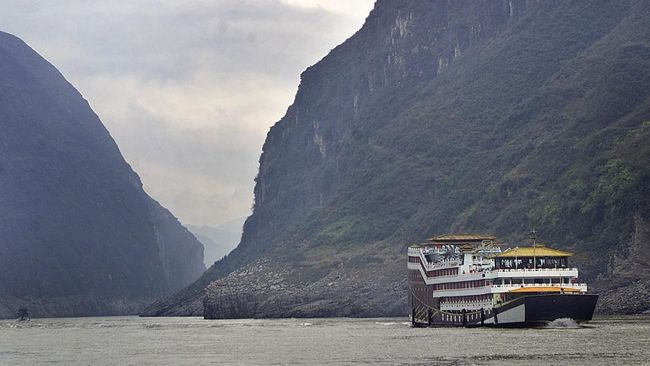 Kapal Wisata Terbalik Dihantam Badai, 9 Tewas-Presiden Buka Suara