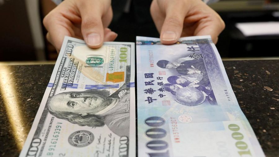 Dolar Taiwan. (REUTERS/Tyrone Siu/File Photo) Dolar Taiwan. (REUTERS/Tyrone Siu/File Photo)