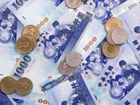 Mata Uangnya Terlalu Perkasa, Tetangga RI Ini Pusing Tujuh Keliling