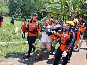 Bocah Bantul Hilang Terseret Arus Selokan Saat Ambil Sandal Ditemukan Tewas