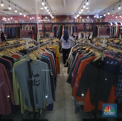 Tak Terkendali, Pakaian Bekas Impor Banjiri RI-Masuk Mal di Jakarta