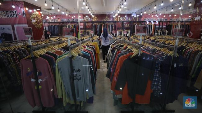 Tak Terkendali, Pakaian Bekas Impor Banjiri RI-Masuk Mal di Jakarta