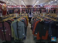 Tak Terkendali, Pakaian Bekas Impor Banjiri RI-Masuk Mal di Jakarta