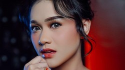 Ririn DA Serius di Campursari, Idolakan Denny Caknan
