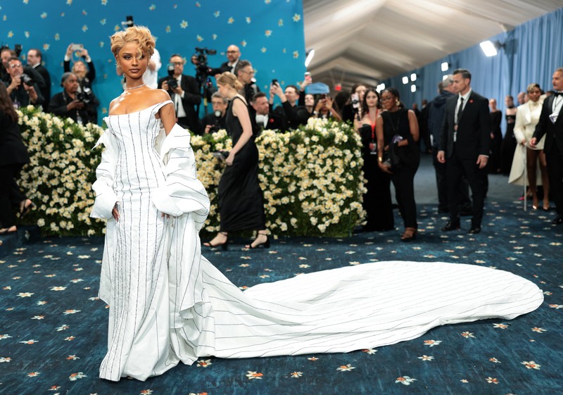 Jennie menghadiri Met Gala 2025 bertajuk Jennie menghadiri Met Gala 2025 bertajuk