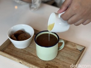 2madison Art Cafe: Menikmati Kopi Wong Jowo dan Burrito Bersuasana Artistik