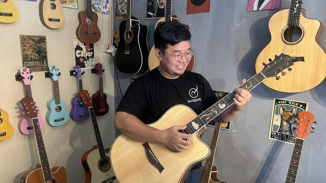 Berawal dari Reseller, Mandalika Music Kini Sukses Raih Omzet Jutaan