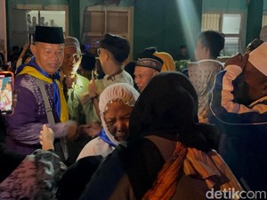 Kloter Pertama Calon Jemaah Haji Asal Cianjur Mulai Diberangkatkan