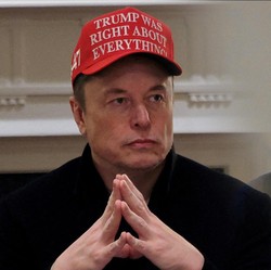 Elon Musk Nyatakan Perang Melawan Raksasa Teknologi AS