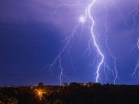 Kisah Petaka Petir Ganas Bertahun-tahun Makan Korban Tewas di Depok