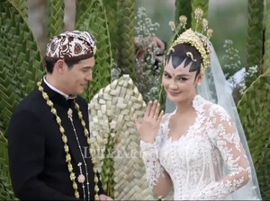 Luna Maya dan Maxime Bouttier Gak Kaleng-kaleng Beri Suvenir Nikah