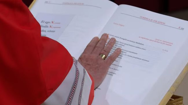 Konklaf Dimulai, 135 Kardinal Dikurung untuk Pilih Penerus Petrus