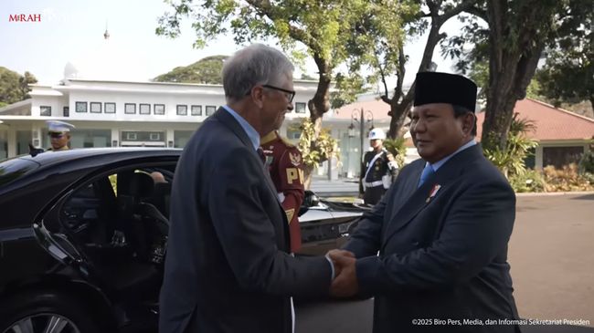 Bill Gates Tiba di Istana, Prabowo Sambut Langsung-Perkenalkan Menteri