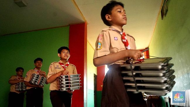 Temuan Ombudsman: Calo Bergentayangan di Program Makan Bergizi Gratis