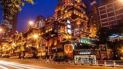 10 Spot Paling Ikonik di Chongqing Wajib Dikunjungi