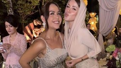 Gaya Olla Ramlan Saat Kondangan ke Pernikahan Luna Maya Jadi Sorotan