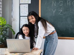 Survei Global: Gen Z Utamakan Belajar-Berkembang di Tempat Kerja, Ini Harapannya Survei Global: Gen Z Utamakan Belajar-Berkembang di Tempat Kerja, Ini Harapannya