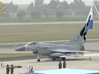 RI Mulai Lirik Jet Tempur J-10 Tiongkok, Apa Keistimewaannya?