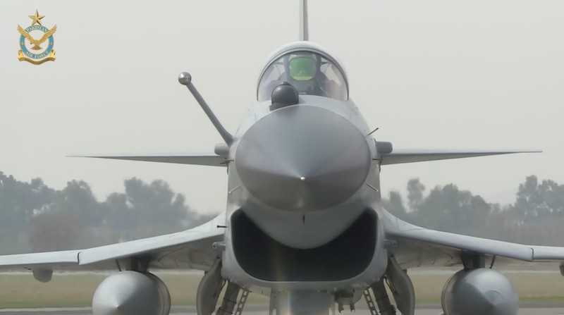 Jet Tempur buatan Chengdu Aircraft Corporation (CAC) J-10 milik Pakistan. Jet Tempur buatan Chengdu Aircraft Corporation (CAC) J-10 milik Pakistan. (Tangkapan Layar Youtube/Pakistan Air Force)