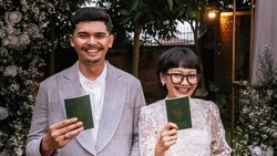 Hore! Aci Resti Menikah dengan Musisi Shadu Rasjidi