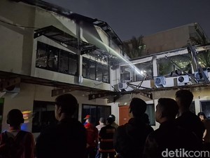 Gedung PT Lonsum di Palembang Terbakar, Api Diduga Berasal dari AC