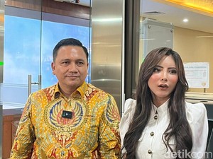 Selebgram Ayu Aulia Diperiksa Lagi soal RK Laporkan Lisa, Bawa Bukti Tambahan