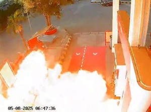 Tempat Penampungan BBM di SPBU Antasari Bandar Lampung Terbakar