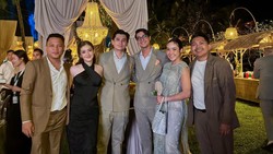 Kebersamaan Gisella Anastasia & Cinta Brian di Nikahan Luna Maya, Curi Atensi