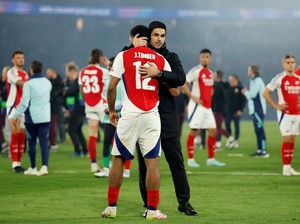 Henry Kritik Arsenal: Bahkan MU Bisa ke Final, Lho