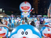 Penampakan Doraemon Raksasa Muncul di Tetangga Indonesia