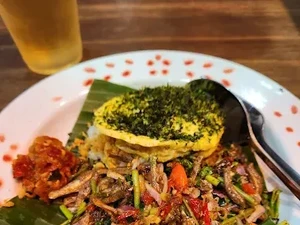 5 Tempat Makan Enak di Area Apartemen, Sambal Bakar hingga Pecel Lele