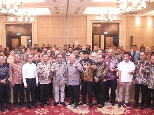 Pemda Didorong Beri Beasiswa untuk Kuliah di PTN Berbadan Hukum