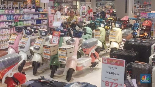 Transmart Buktikan Sepeda Listrik Makin Digandrungi
