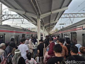Long Weekend Waisak, Penumpang KRL Tujuan Bogor Capai 45.328 Orang