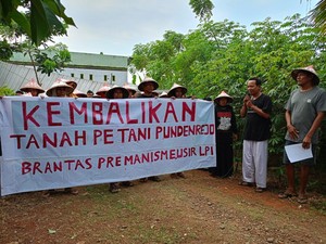 Petani Pundenrejo Pati Minta Massa Bertopeng yang Robohkan Rumah Ditangkap